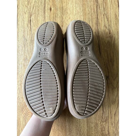 Crocs Tan Malinda Women's Flats Size 6 - Picture 2 of 6